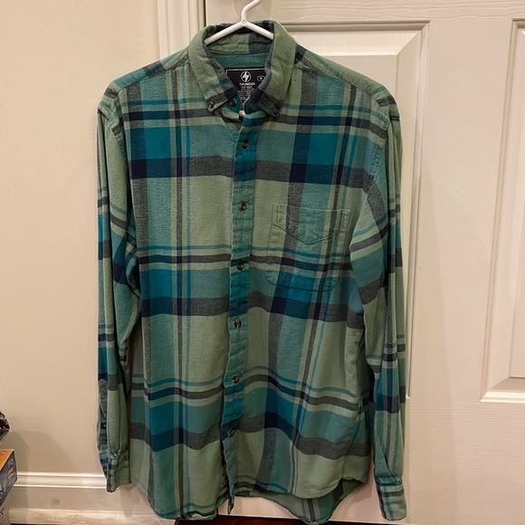 Long sleeve flannel plaid comfy blue/green shirt—unisex Medium - Picture 1 of 3